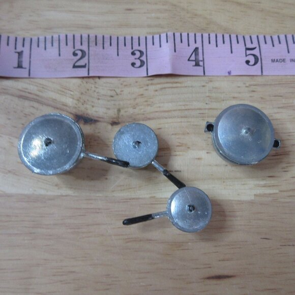 8 piece Metal (?) Miniature Doll Pots & Pans with Lids - Picture 4 of 4